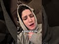 Algo BIZARRO está acontecendo com ela 😨 #viral #curiosidades