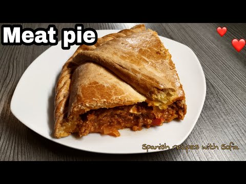 meat-pie-"empanada-de-carne"-/-spanish-recipes-with-sofia
