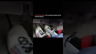 Foot technique of a professional pilot