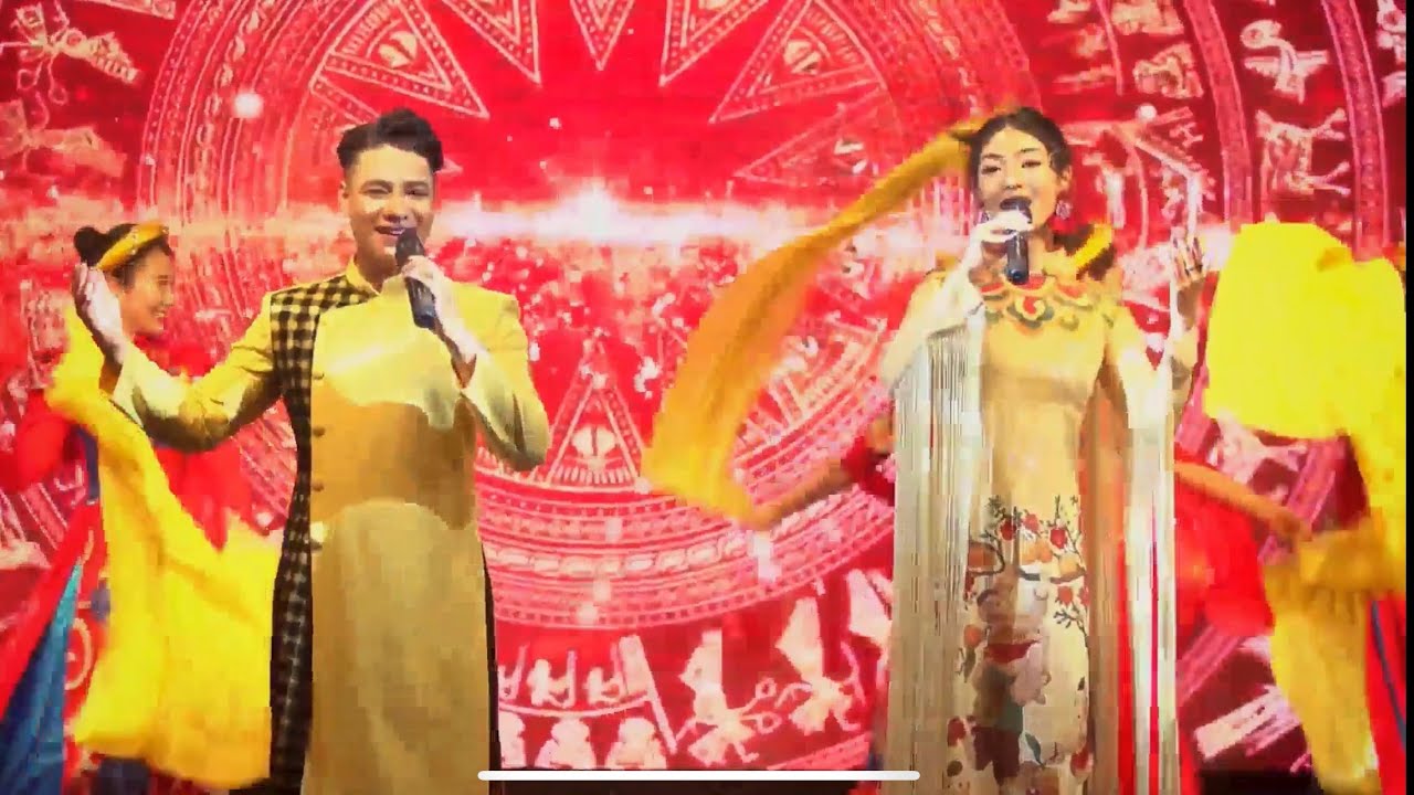 Hào khí Việt Nam -MV live  Song ca Bùi Phúc Anh ft Lillie Thuỳ Trang