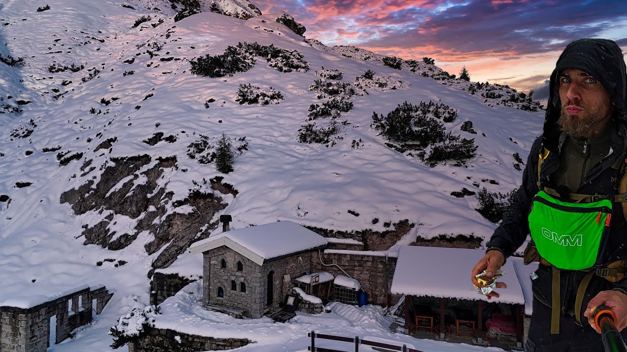 Schutzhütte aus dem Ersten Weltkrieg - erstaunlich gemütlich