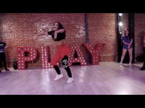 Tessa Brooks dancing - YouTube