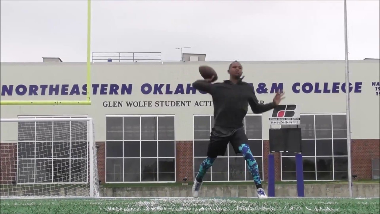 2021 QB Melchesidech Jay Porter putting in work YouTube