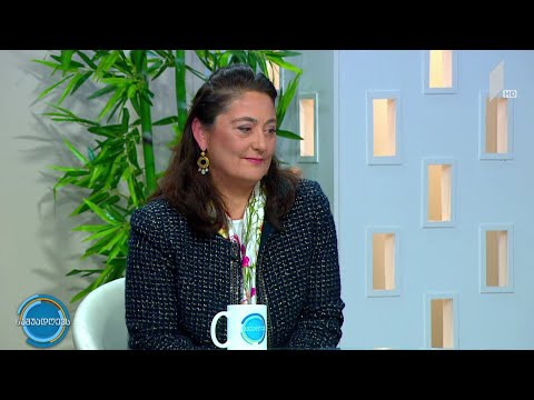 #ნაშუადღევს სახლში პატარაა