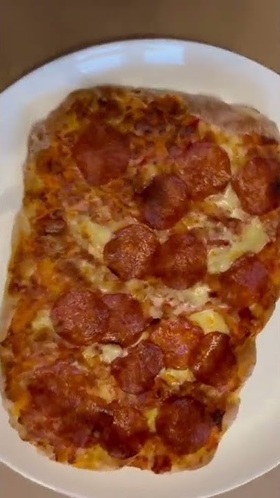Обзор.Pizza Zotman. Пепперони 🍕 Замороженная пицца лучше сетевых ? # ...