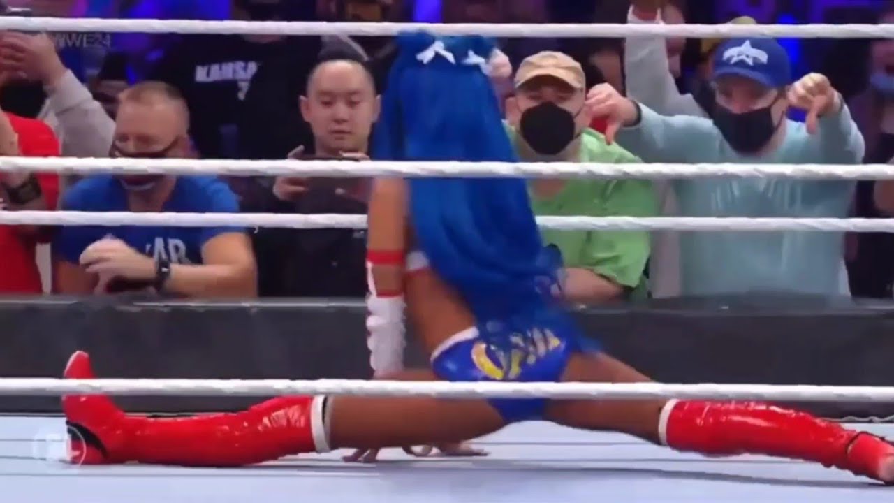 Sasha Banks & Melina Split Off