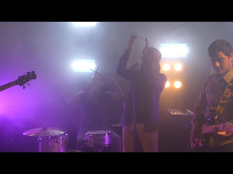 Coup de Foudre  - Début du Jeu (Clip Officiel)