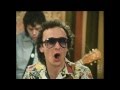 Capture de la vidéo Graham Parker - Local Girls (1979)