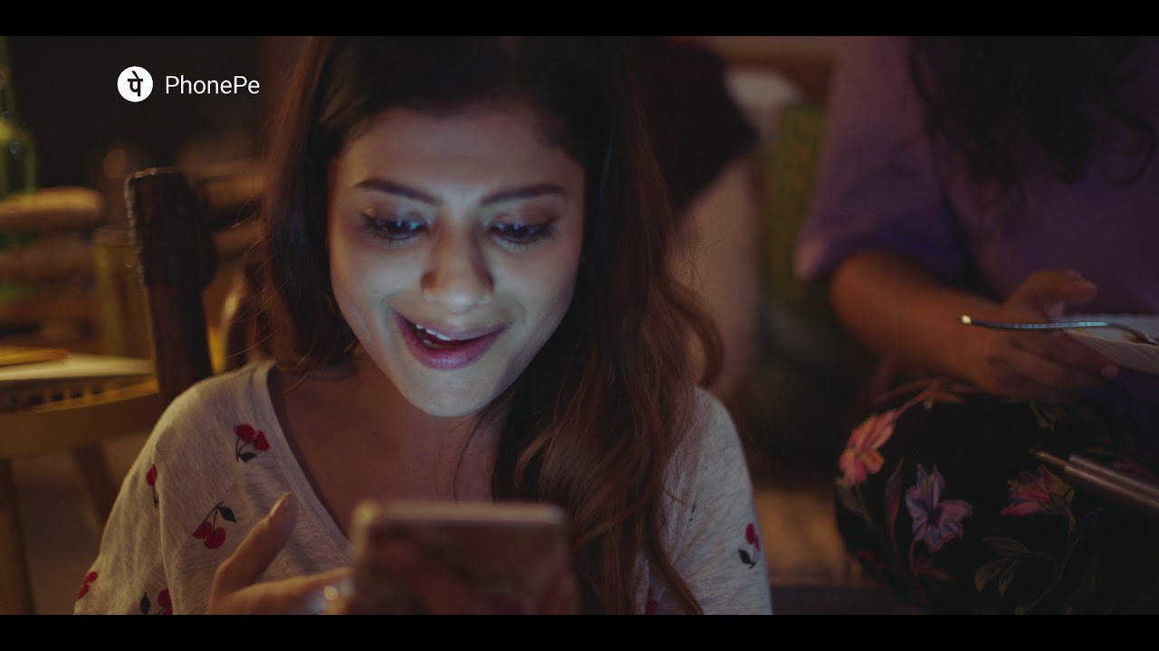 PhonePe - Scratch Cards - Roomates (Hindi 15 Secs)