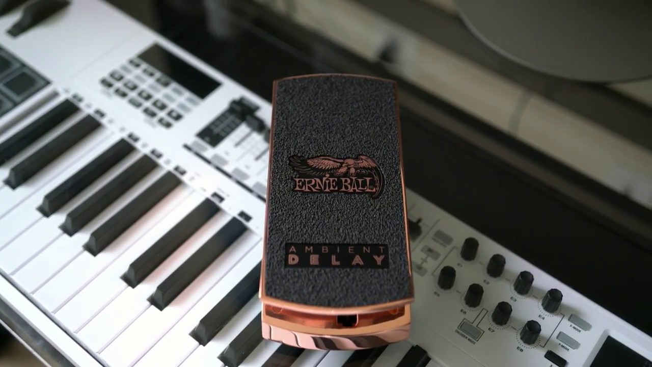 Ernie Ball Ambient Delay Guitar Pedal - YouTube