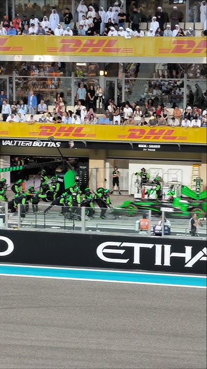 formula-1-vs-formula-2-pitstop-f1-motorsport-form-la1-shorts