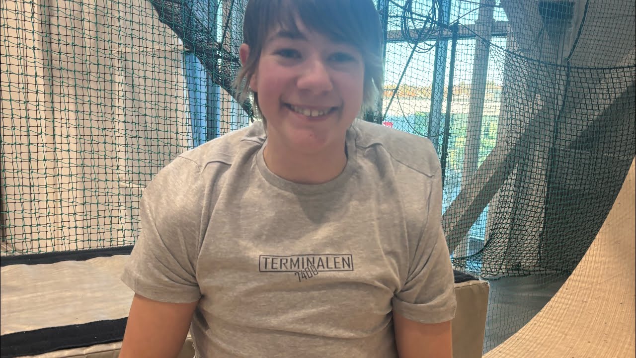 Benni Re-learning BACKFLIP👀😎