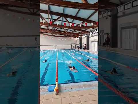 حصة تدريبية لسباحين و سباحات نادي الأوائل للسباحة بتطوان بمسبح جمعية حنان بوعنان تطوان