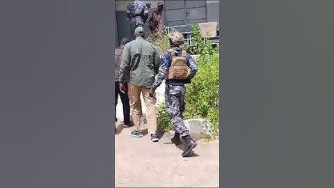 Arrivée Bougane GUEYE Dani à 12h 50 mn au tribunal grande instance de Tamba #senegal #news #kebetu