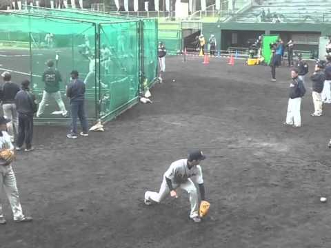 2012/2/7オリックスキャンプ 大引への指導