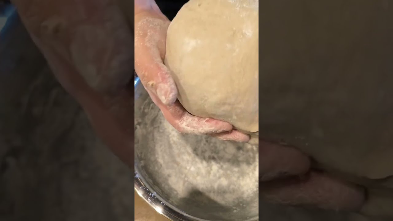 Dinkelmischbrot mit Sauerteig backen #backen #brot - YouTube Dinkelmischbrot mit Sauerteig backen #backen #brot - YouTube