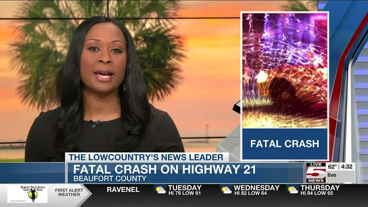 VIDEO: One killed in single-vehicle crash in Beaufort County - YouTube