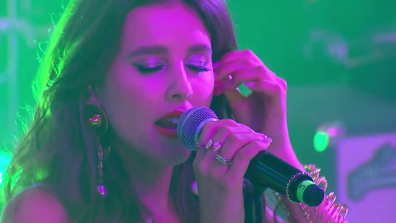 Paulina Goto - Arriba Esa Patria (Musical)