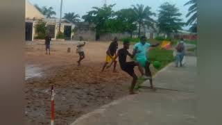 ⚽ 🇨🇬 Zapping Foot😂🤯Entre Claques, Contrôles Ratés Et Passes Catastrophe