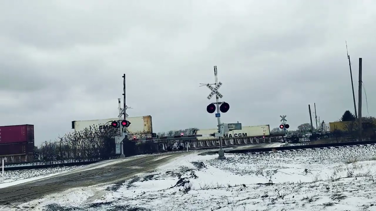 Two CSX Trains pass each other in North East, Pa