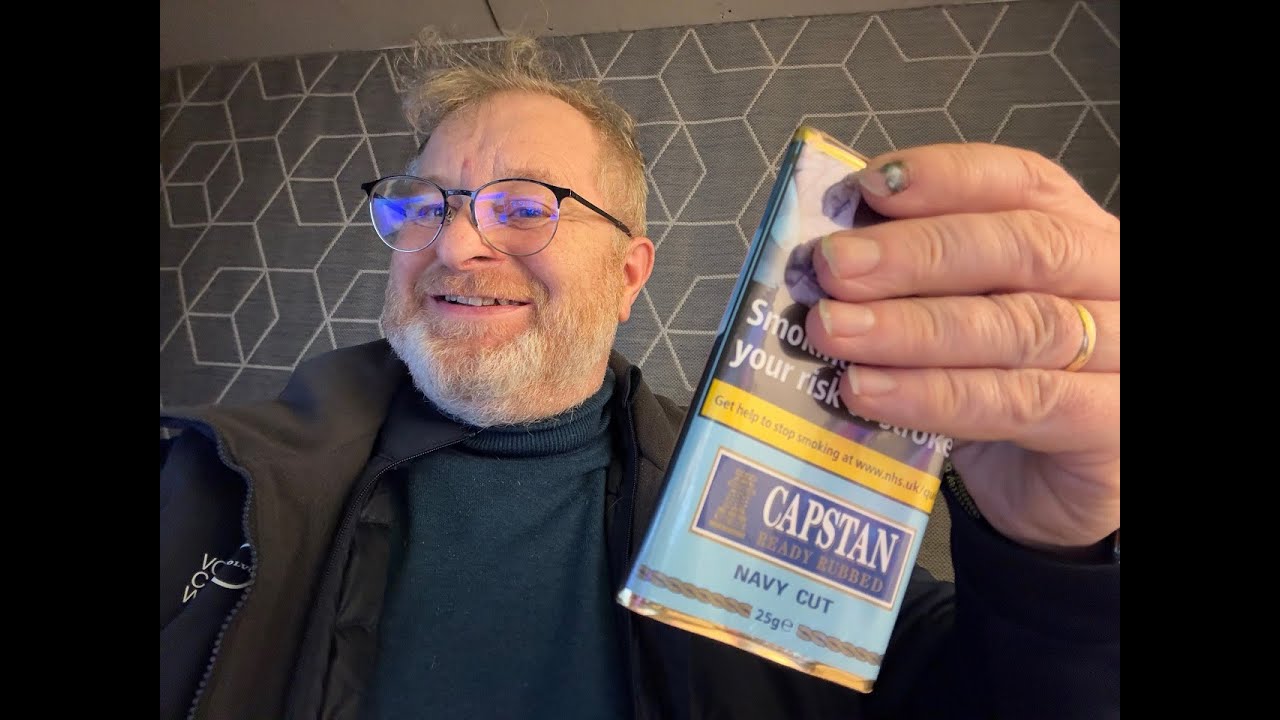 Труба Capstan Navy Cut Afternoon