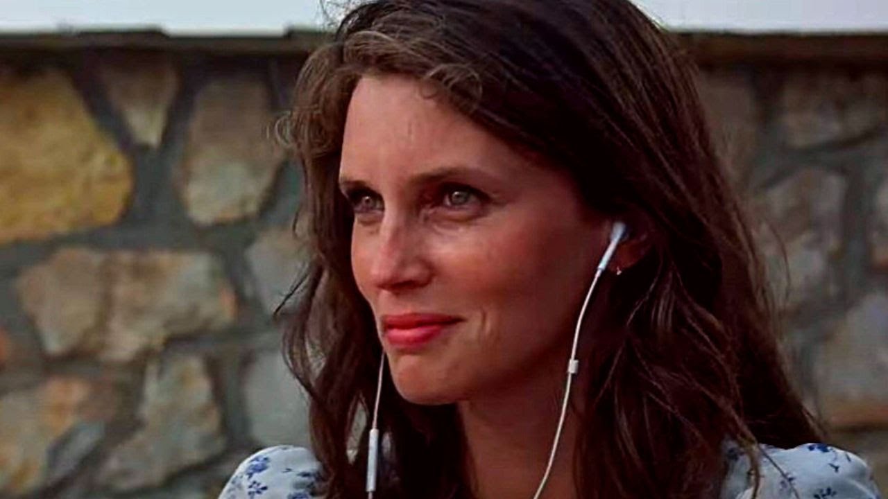 MASCARADE Extrait VF (2022, Comédie) Isabelle Adjani, Marine Vacth