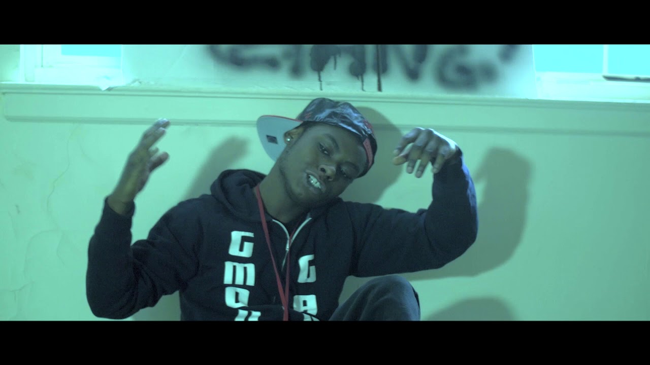 Watch Swanzo X Phontana - "Duccin Wittem" (Official Music Video) / Shot By @_Egavas on YouTube Watch Swanzo X Phontana - "Duccin Wittem" (Official Music Video) / Shot By @_Egavas on YouTube