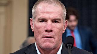 Celebrity Brett Favre Is Breaking the News — And It’s Not Good Profile