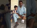 یک ٹانگ سے محروم مجبور انسان کی مدد کریں | انسانیت زندہ ہے