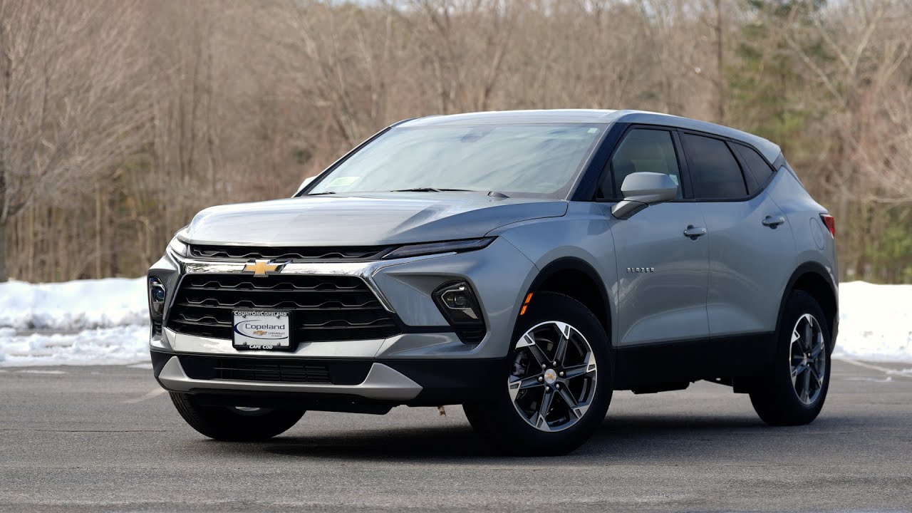 2025 Chevrolet Blazer 2LT Review - Chevy's Best and Most Fun Crossover at $40k?