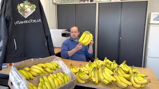 🎉WIN een Philips 49 inch LED TV twv € 999,- 🍌Wie eet de meeste bananen in 110 seconden?! #NKbananen