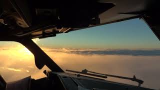 Cloud surfing - Boeing 737 cockpit