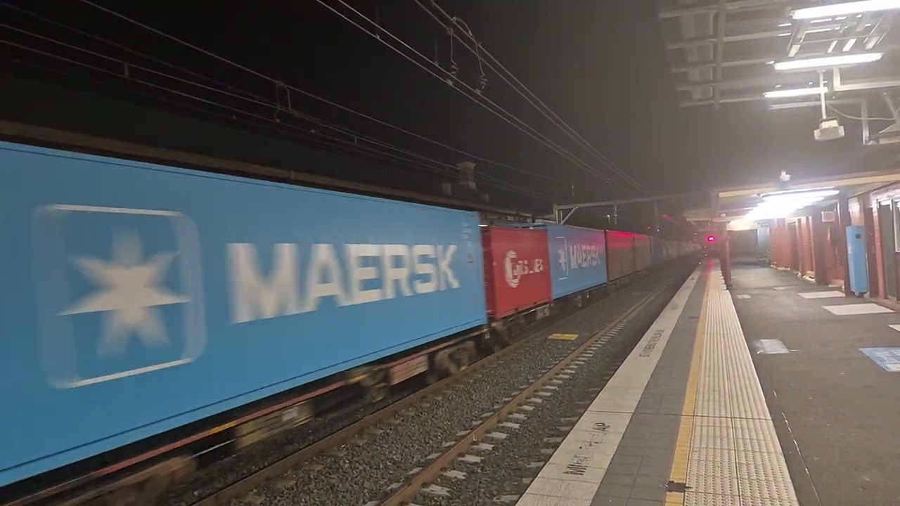 8049 C505 506 510  going thru Penrith Station in April 2025