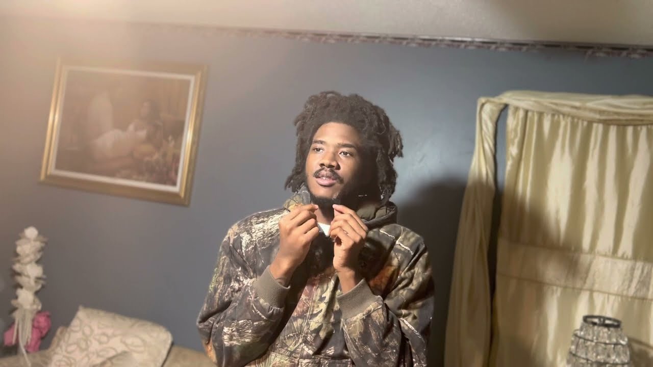 FREEFORM DREADS JOURNEY: Month 22🦁