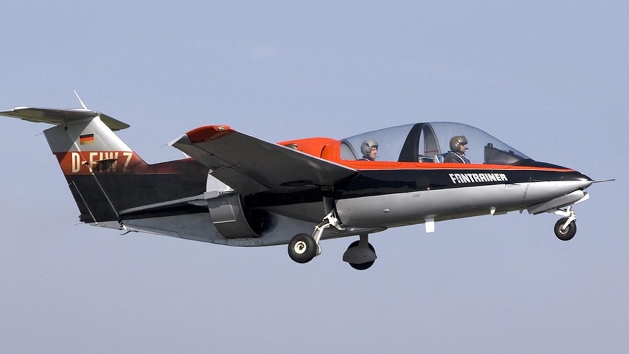 The Stunning Plane That Pilots Shame and Avoid