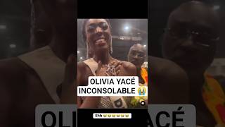 Olivia Yacé Inconsolable