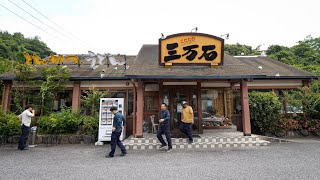 Very popular with truck drivers and working men! His tonkatsu bowl and udon restaurant in Japan