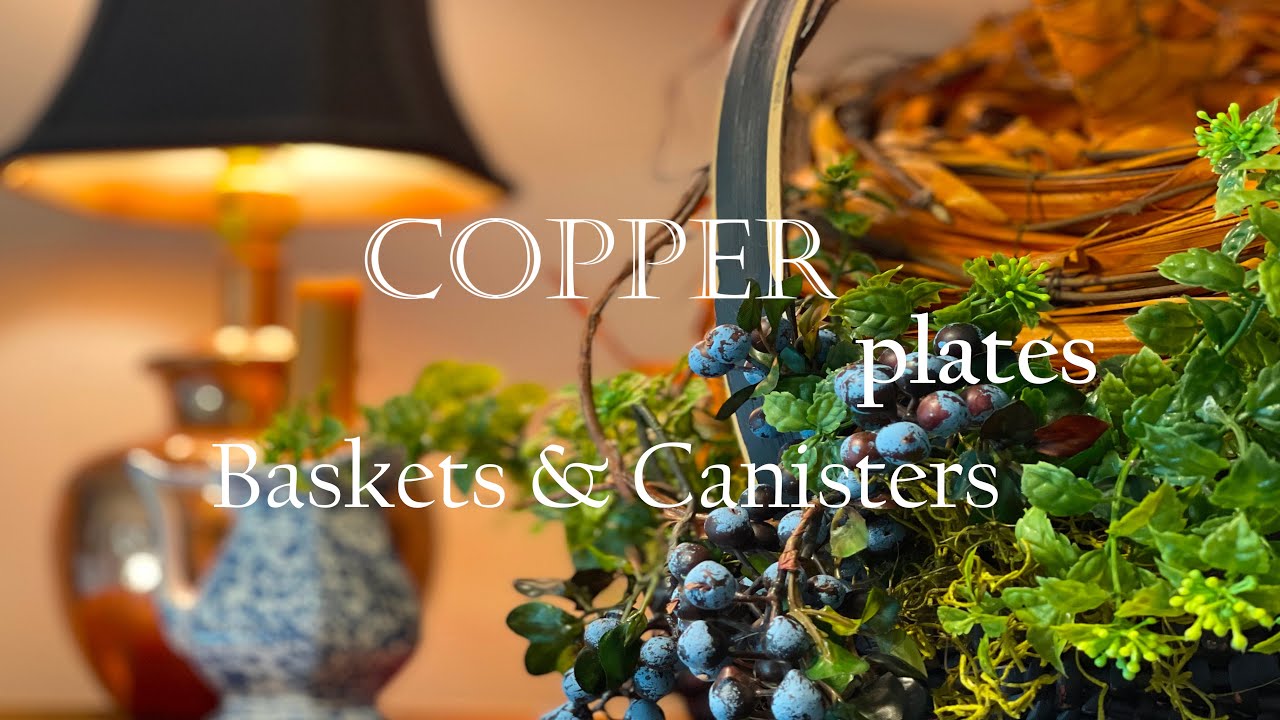 Великолепные осенние текстуры и цвета в столовой | Декорирование с помощью меди, тарелок и корзин