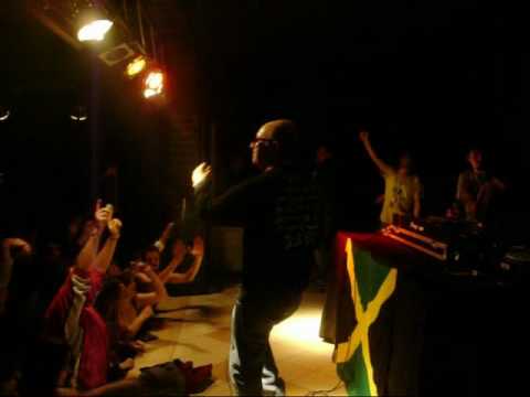 SIKULAMENTE RODIGAN_MARZO 2010_RIMINI.wmv