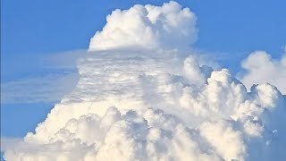 STRANGE CLOUDS ⛅️ FORMATION THAT LOOKS LIKE MOUNT FUJI, JAPAN