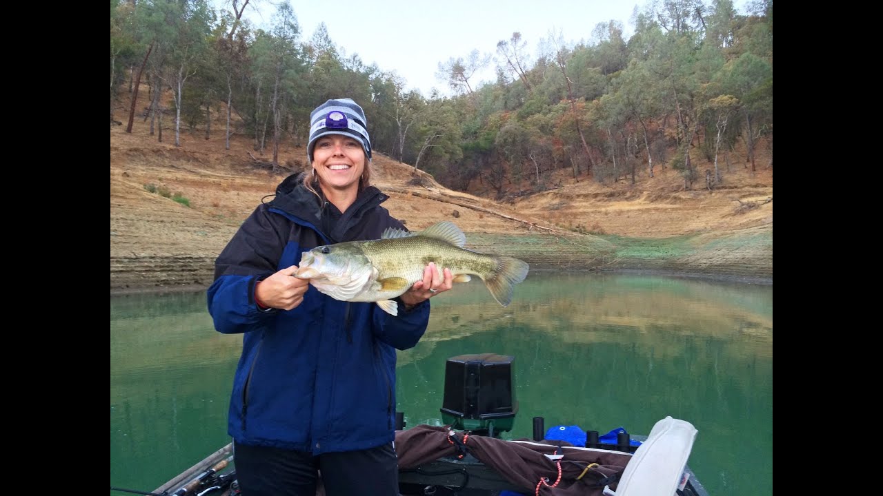 Bass Fishing Clear Lake and Berryessa in California, underwater footage in super-clear water