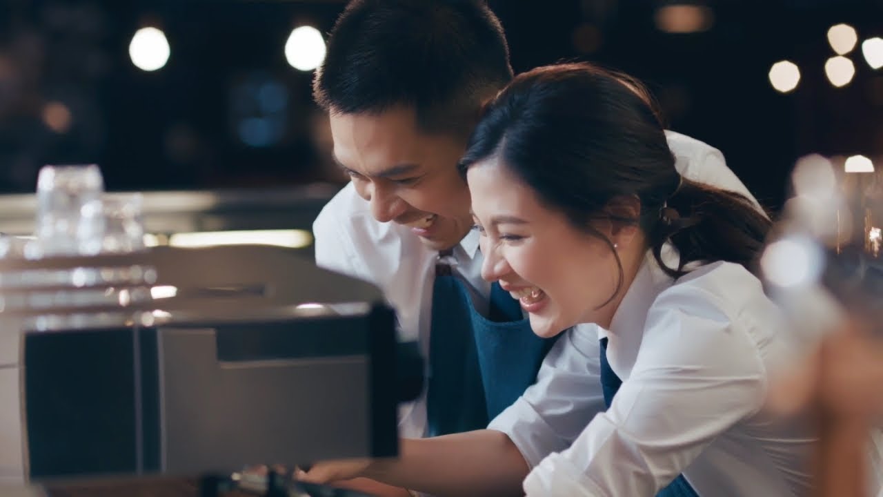 Baifern Pimchanok (ใบเฟิร์น พิมพ์ชนก) & Dan Worrawech (แดน วรเวช) ║ [AD] MISTINE CHINA 2018