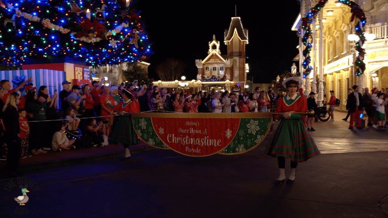 Mickeys Very Merry Christmas Party FULL Parade 2025!