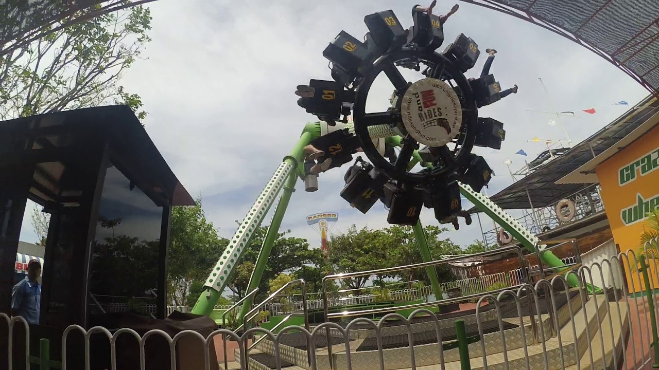 Serunya Naik Crazy Wheel Di Wbl Wisata Bahari Lamongan Serunya Naik Crazy Wheel Di Wbl Wisata Bahari Lamongan