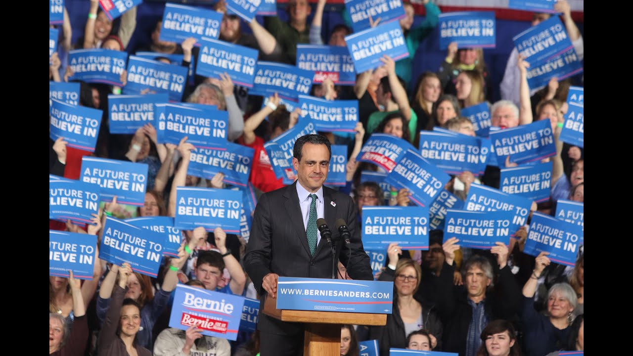 Matt Dunne Opens for Bernie Sanders in Essex Jct.