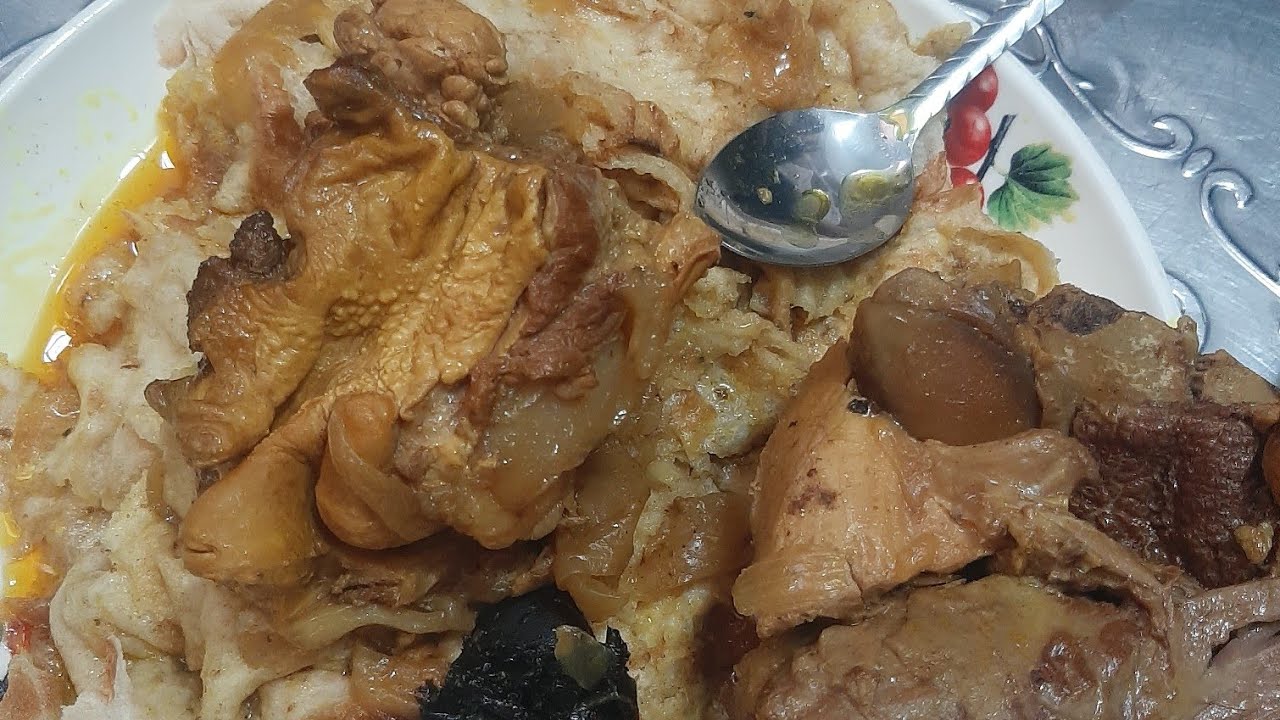 تحدي اكل الباجه العراقيه كامله باجه بقراء بكميه خياليه راس باجه - YouTube