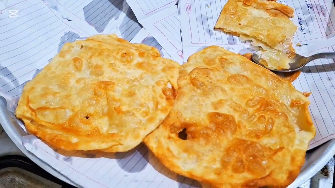 لو عندك شويه دقيق ومايه هتعملي احلي فطير مقلبي بطريقه زمان 🍕🍕