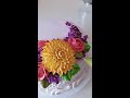 Как красиво украсить торт белковым кремом и цветами из крема