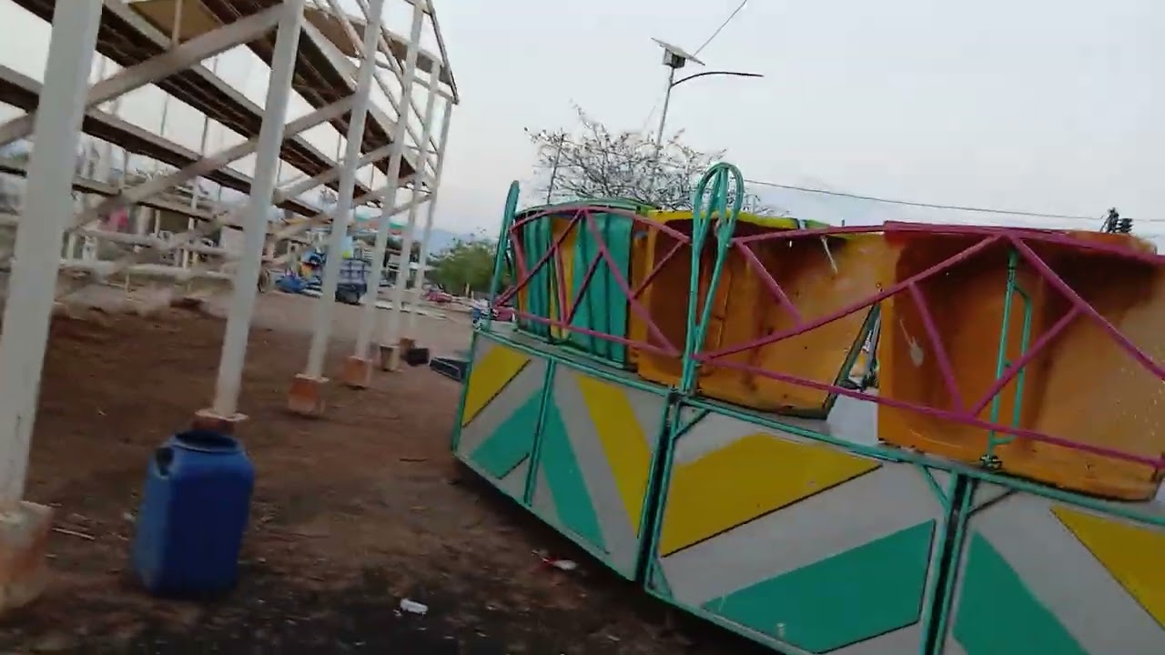 En el temible campo puma de la jose lopez portillo estan installando la feria de semana santa