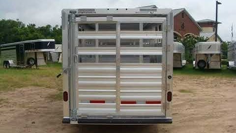 2018 Featherlite 8117 - 24 Livestock  New Rvs - CONROE,TX - 2017-09-05